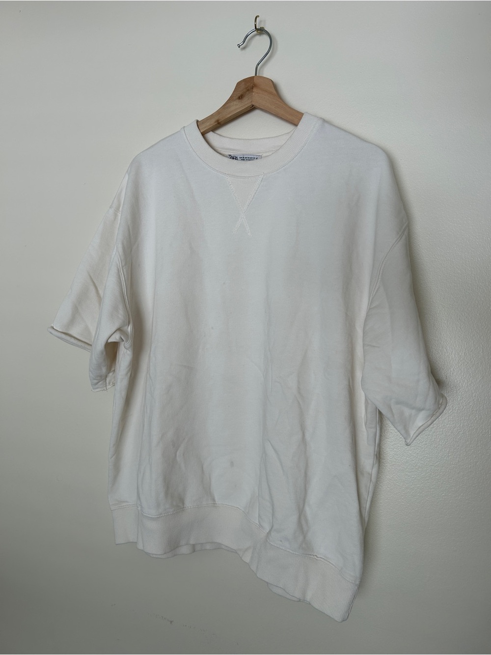 Zara Off-White Crewneck Sweatshirt